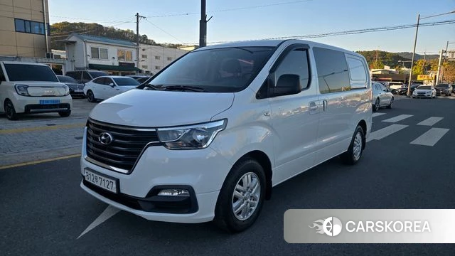 Hyundai The New Grand Starex 2019 Белый из Кореи