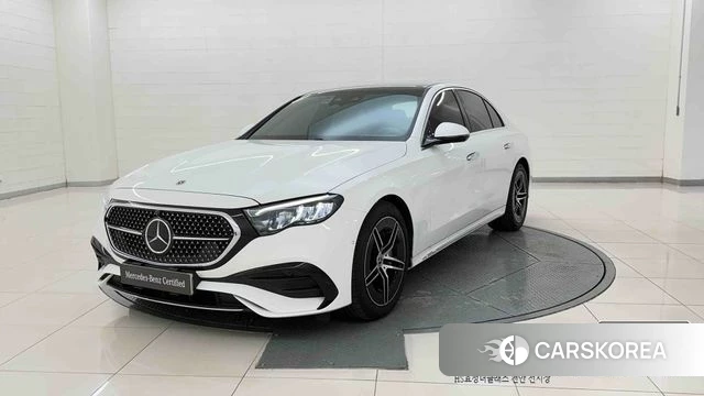 Mercedes-Benz E-Class W214 2026 Белый из Кореи