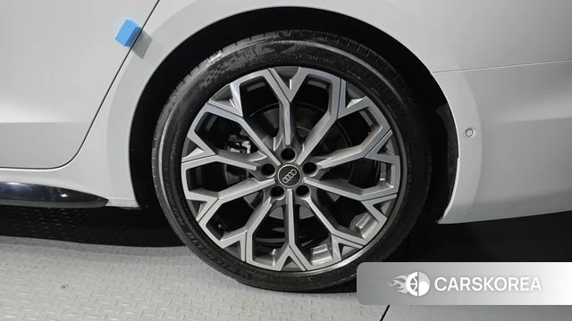 Audi A6 (C9) 2026 Белый из Кореи