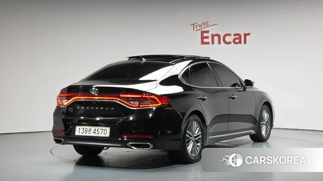 Hyundai Grandeur IG 2019 Черный из Кореи