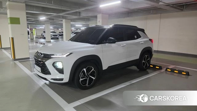 Chevrolet (GM Daewoo) Trailblazer 2021 Белый из Кореи
