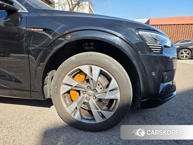 Audi e-tron 2022 Черный из Китая