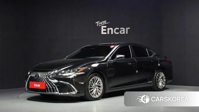 Lexus ES300h 7th generation 2022 Черный из Кореи