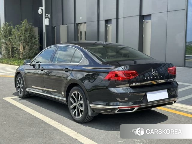 Volkswagen Magotan 2021 Черный из Китая
