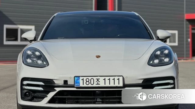 Porsche Panamera (971) 2018 Серый из Кореи