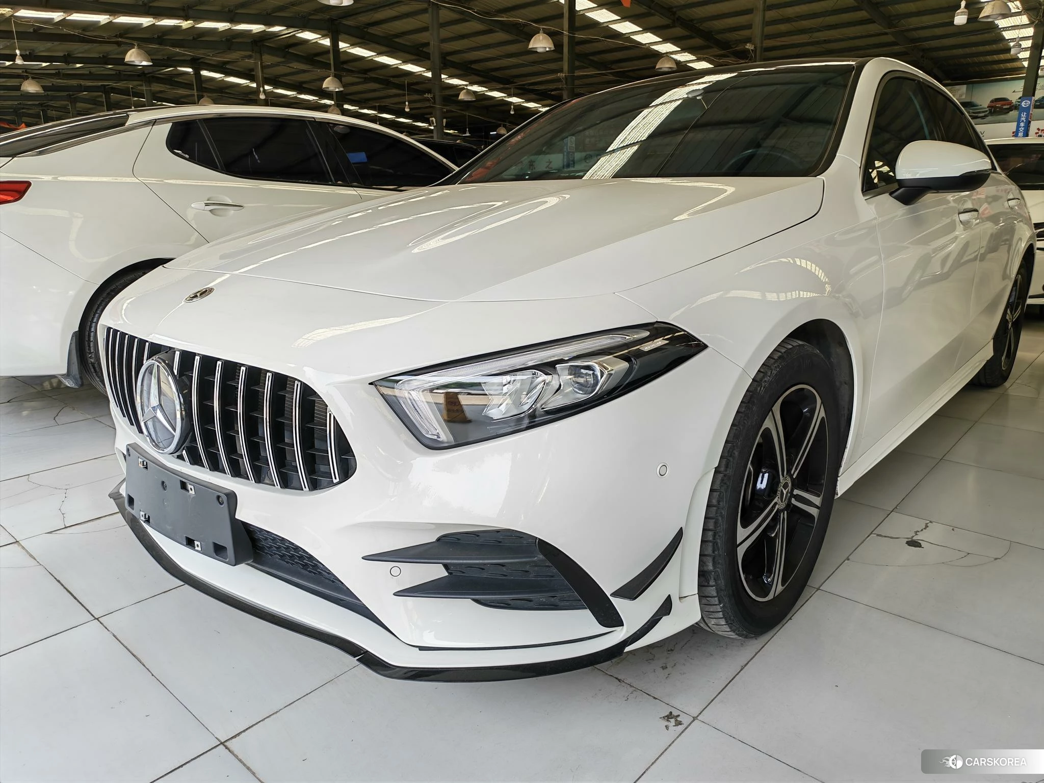 Mercedes-Benz A-Class 2021 Белый из Китая