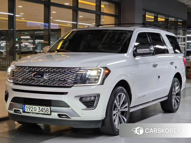 Ford Expeditation 2021 Белый из Кореи