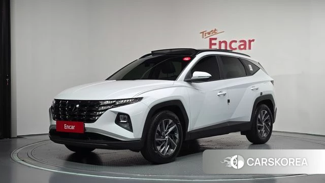Hyundai Tucson Hybrid (NX4) 2021 Белый из Кореи