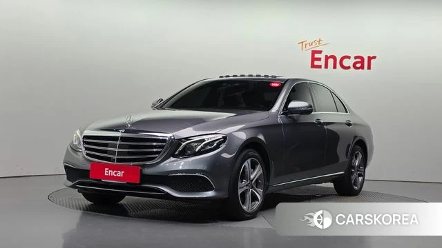 Mercedes-Benz E-Class W213 2020 Серый из Кореи