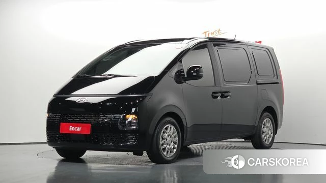 Hyundai Staria 2023 Черный из Кореи