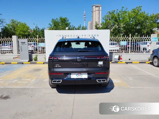 Volkswagen Tavendor 2024 Черный из Китая