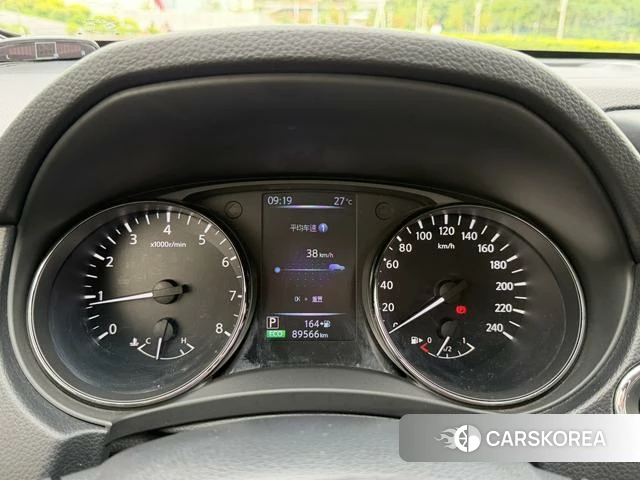 Nissan X-Trail 2021 Шампань из Китая