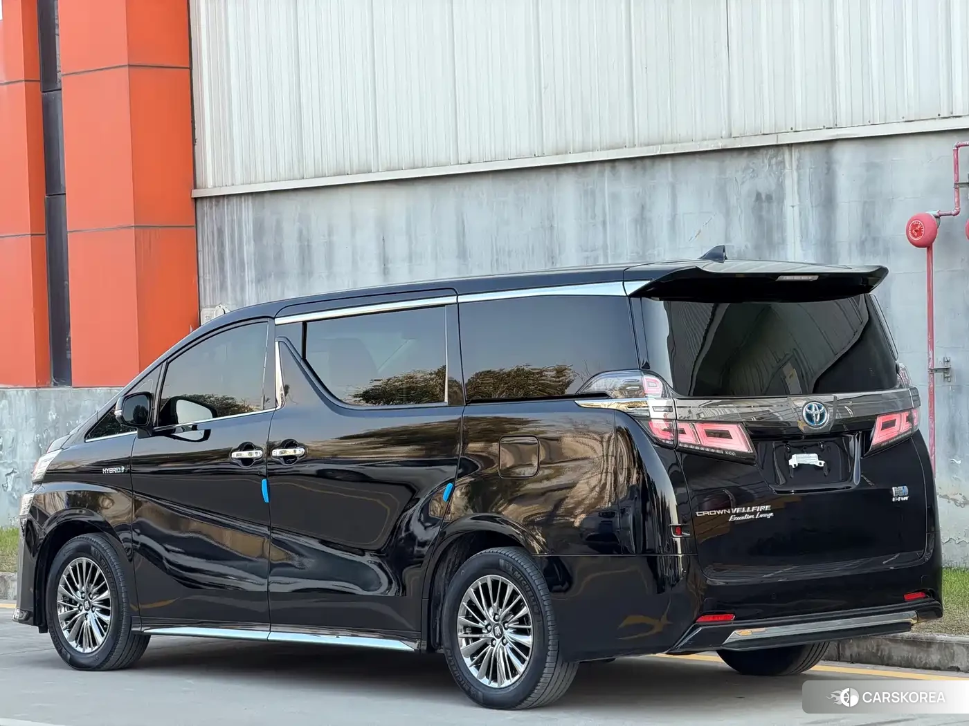 Toyota Vellfire 2022 Черный из Китая
