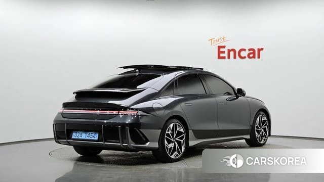 Hyundai Ionic 6 2024 Серый из Кореи