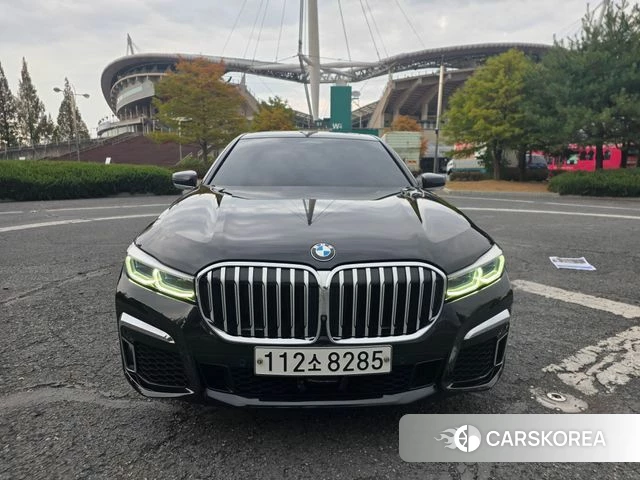 BMW 7 Series (G11) 2020 Черный из Кореи