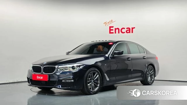 BMW 5 Series (G30) 2018 Черный из Кореи