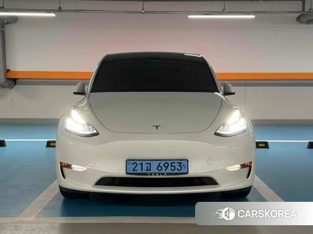 Tesla Model Y 2022 Белый из Кореи