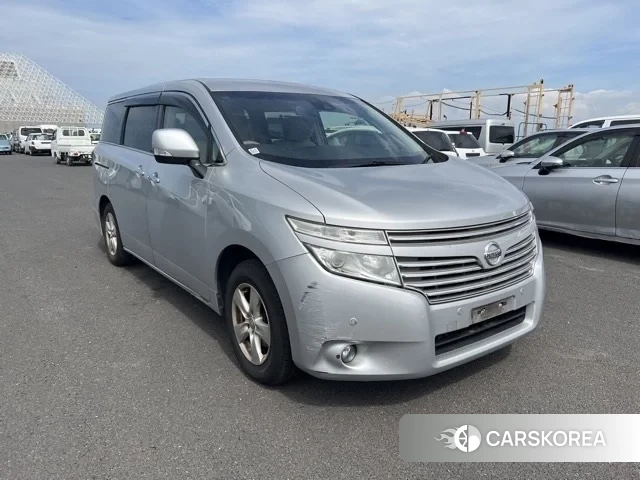 Nissan Elgrand 2019 из Японии