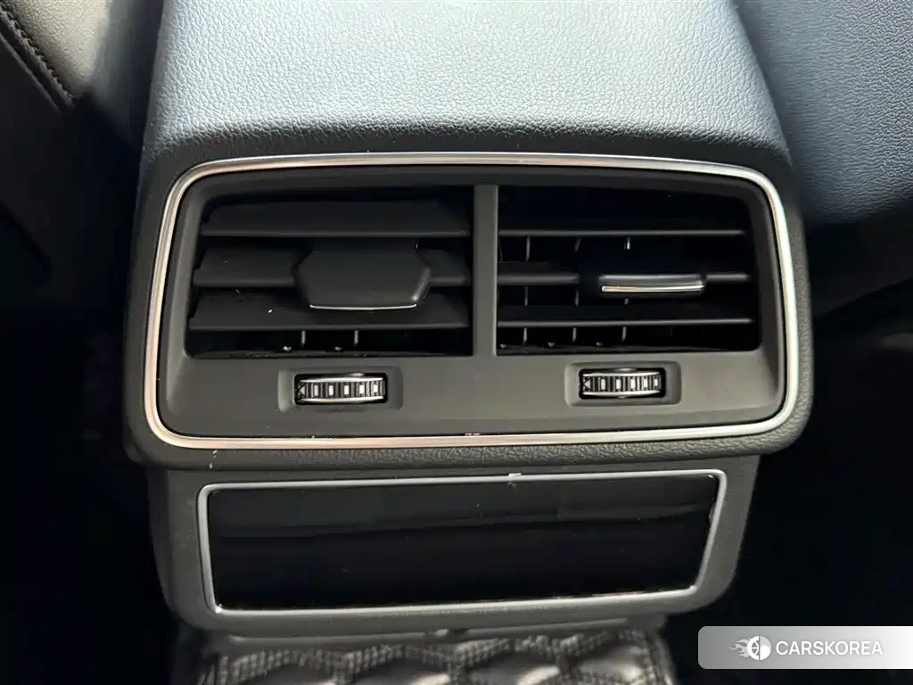 Audi A6 2024 Черный из Китая