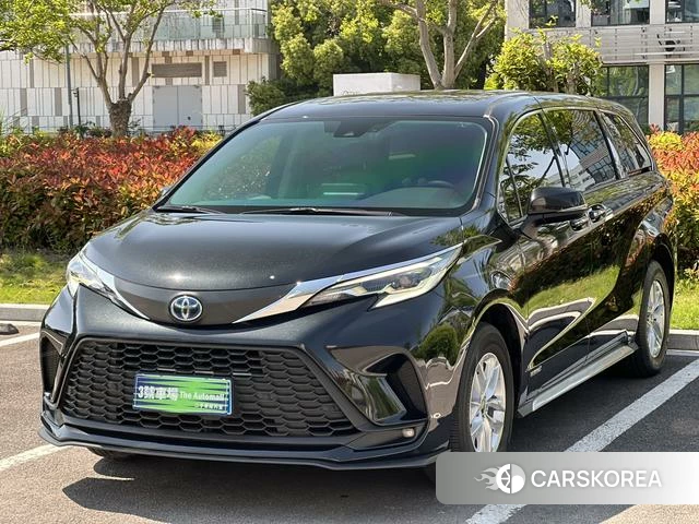 Toyota Granvia 2024 Черный из Китая