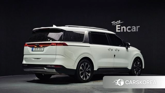 Kia Carnival 4th generation 2023 Белый из Кореи