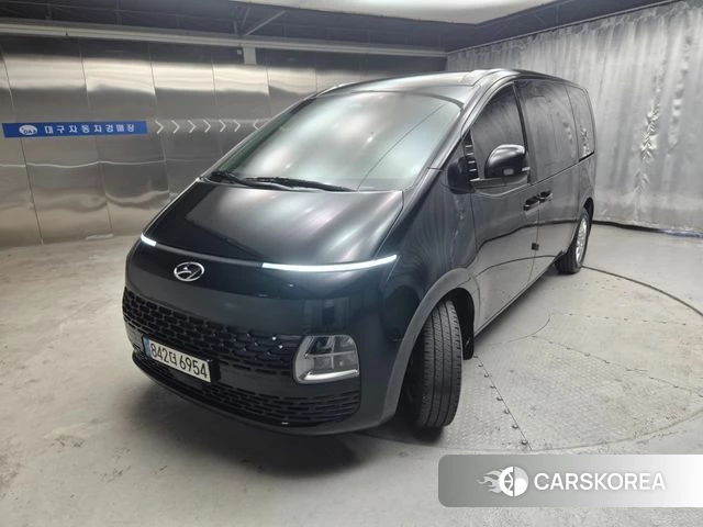 Hyundai Staria 2023 Черный из Кореи