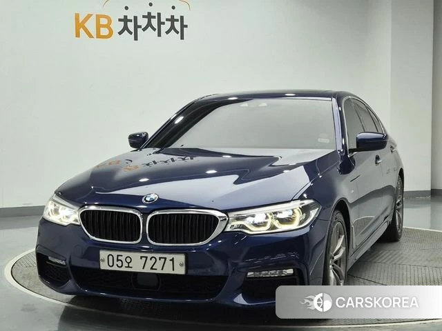 BMW 5 Series (G30) 2018 Синий из Кореи