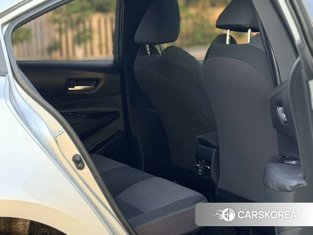 Toyota Levin 2021 Серебристо-серый из Китая
