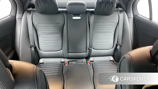 Mercedes-Benz C-class 2023 Белый из Китая