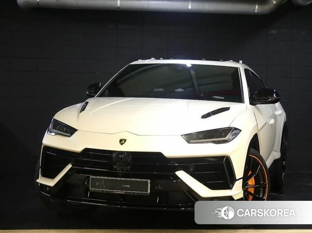 Lamborghini Urus 2024 Жемчужный цвет из Кореи