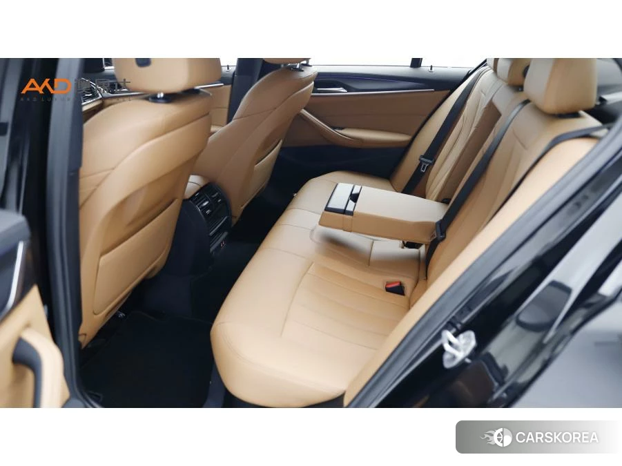 BMW 5 series 2021 Черный из Китая