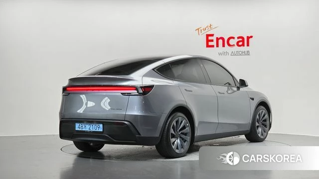 Tesla Model Y 2026 Серый из Кореи