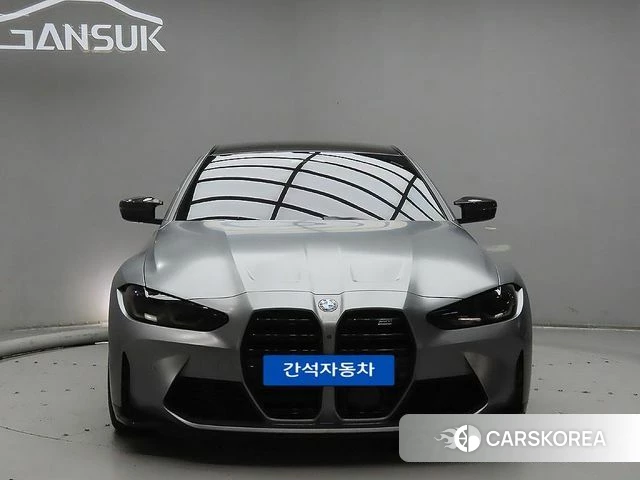 BMW M4 (G82) 2022 Серебристо-серый из Кореи