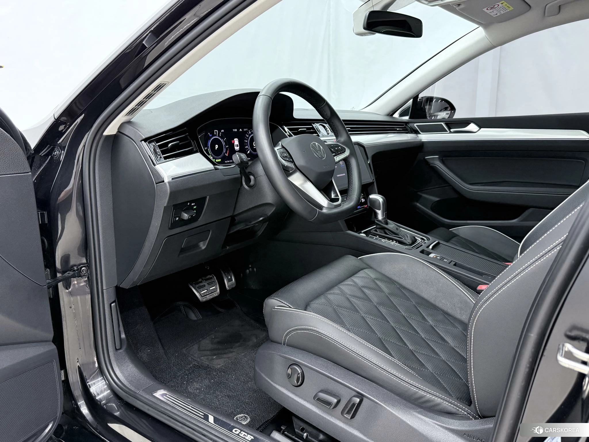 Volkswagen Magotan 2021 Черный из Китая