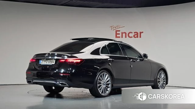 Mercedes-Benz E-Class W213 2020 Черный из Кореи, фото 2
