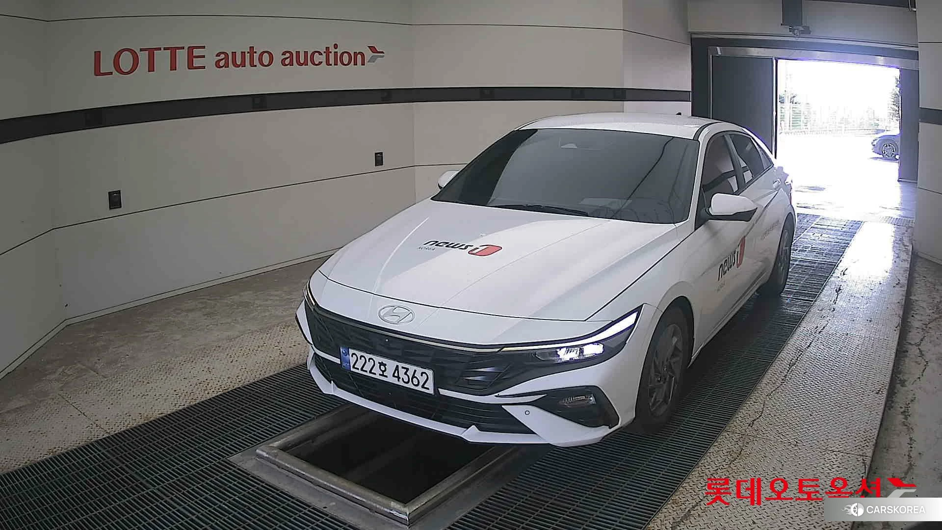 Hyundai Avante 2024 Atlas White из Кореи