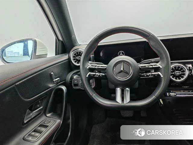 Mercedes-Benz A-Class 2024 Белый из Китая