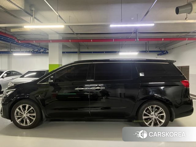Kia The New Carnival 2020 Черный из Кореи