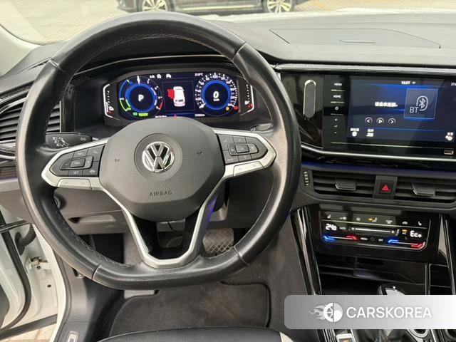 Volkswagen Tayron 2021 Белый из Китая