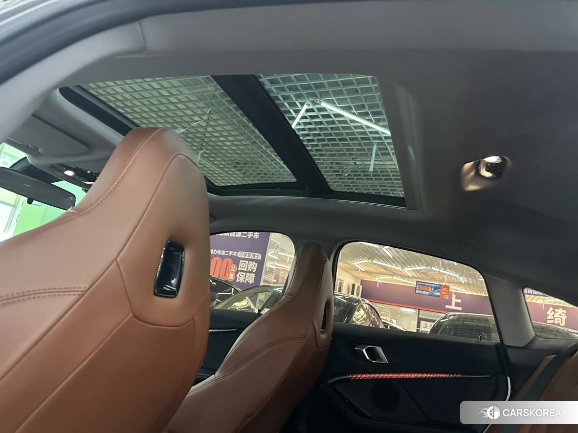 BMW 2 series 2021 Белый из Китая
