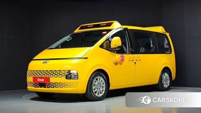 Hyundai Staria 2023 Желтый из Кореи