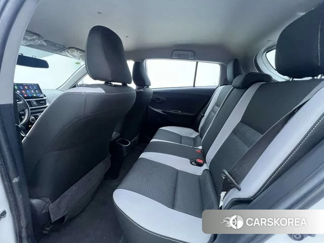 Toyota Yaris L 2021 Белый из Китая