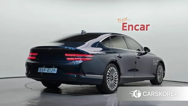 Genesis Electrified G80 (RG3) 2021 Синий нефрит из Кореи