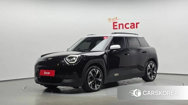 Mini Ace Man 1st Generation 2025 Черный из Кореи