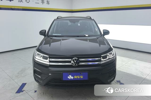 Volkswagen Tharu 2021 Темно-серый из Китая