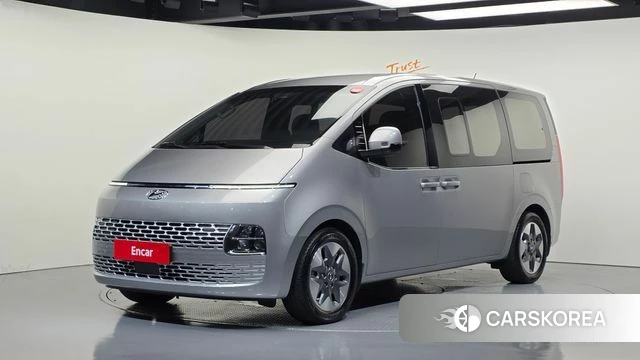 Hyundai Staria 2021 Серебристо-серый из Кореи