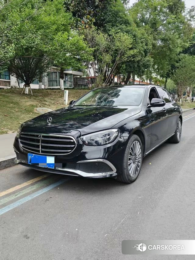 Mercedes-Benz E-Class 2021 Черный из Китая
