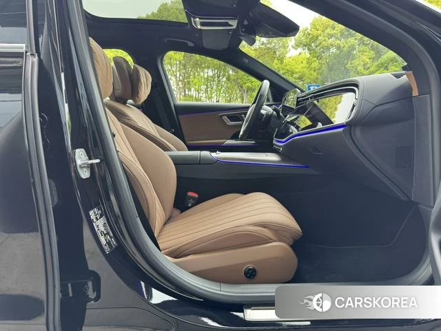 Mercedes-Benz E-Class 2024 Черный из Китая