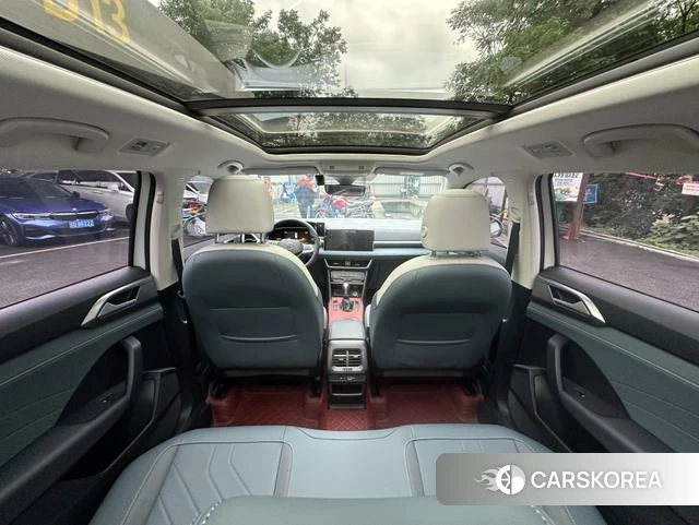 Volkswagen Tharu 2024 Белый из Китая