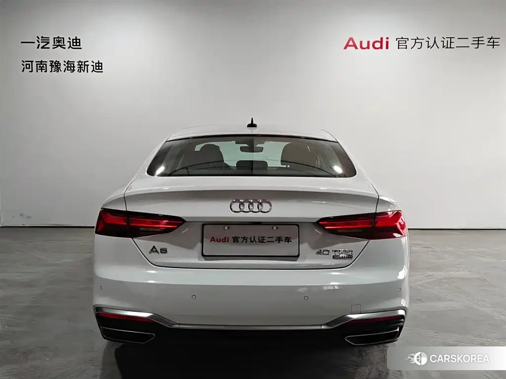 Audi A5 2023 Белый из Китая